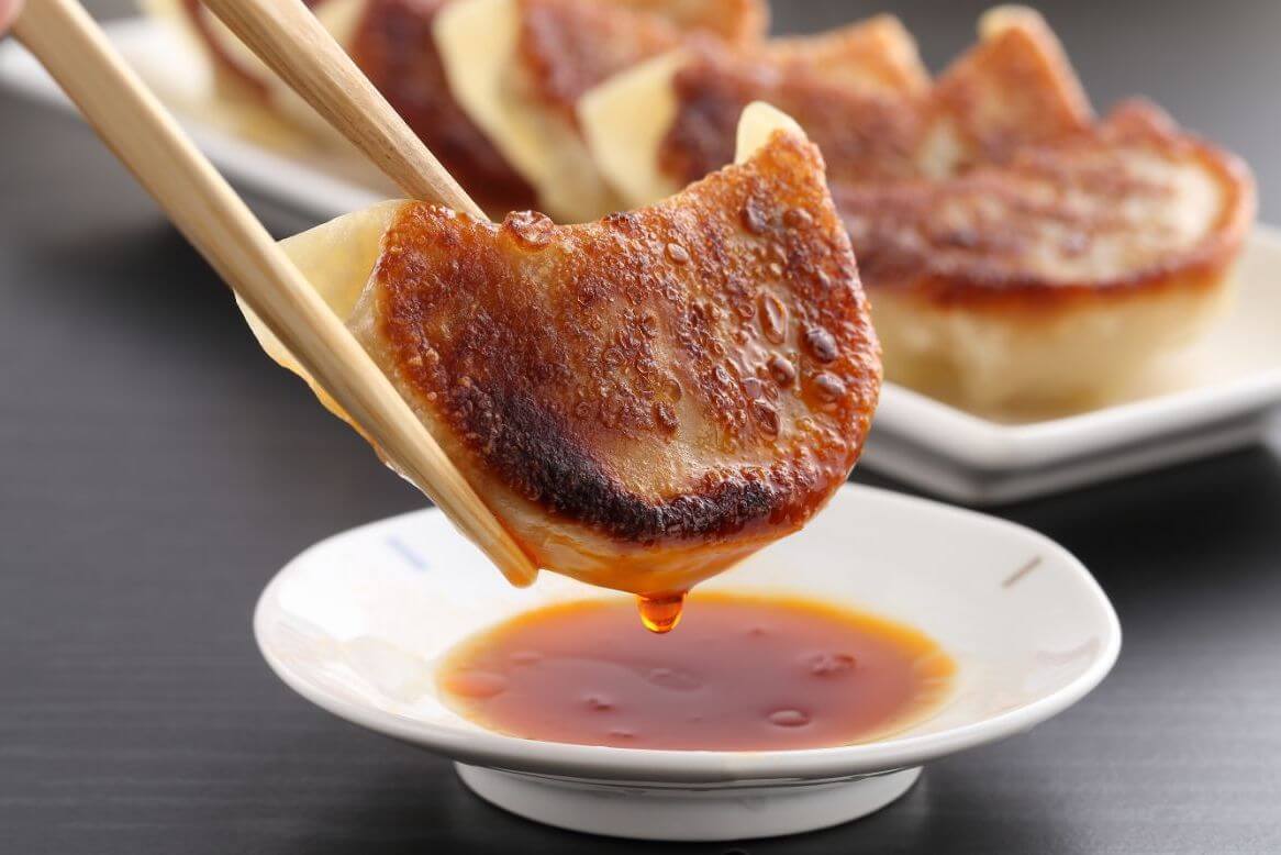 つくれぽ1000｜餃子レシピ人気1位～40位の焼き方・作り方を皮やタレのレシピから包み方まで紹介